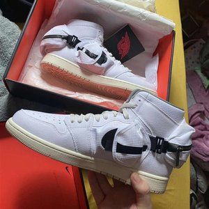 Air Jordan 1 High Stash White